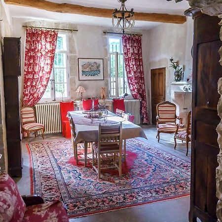 Mas Des Carnassoles Bed & Breakfast Exterior photo
